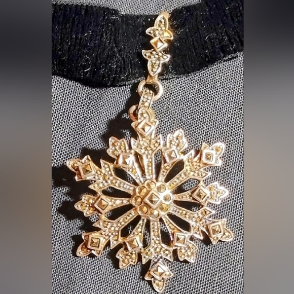 QVC Vintage Suspicion sterling silver Marcasite snowflake velvet choker … - Picture 8 of 8